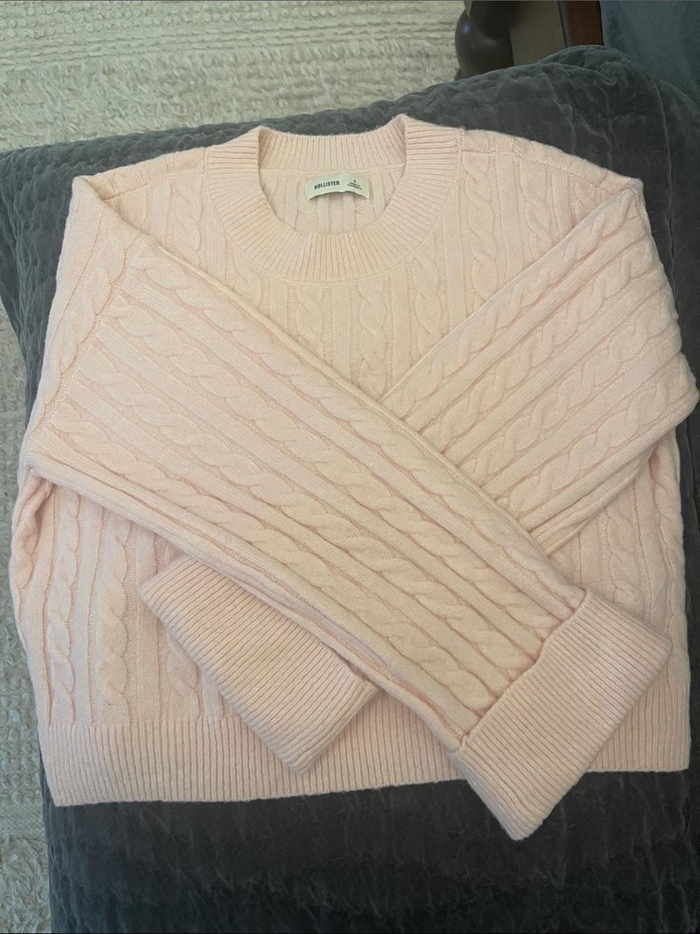 Hollister Women's Light Pink Cable-Knit Crewneck Sweater